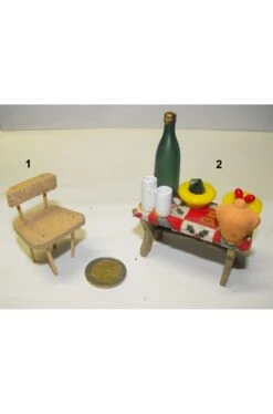 Ambientazione Presepe: Seggiola In Legno (foto N.1)