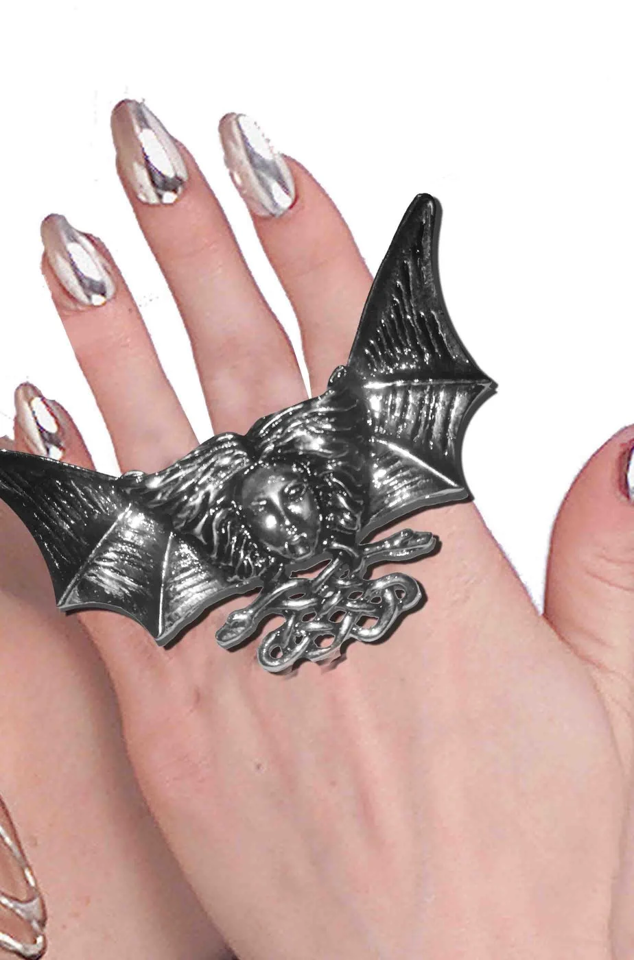 Anello Gotico A Pipistrello Tre Dita Con Viso E Serpenti
