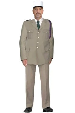 Divisa Della Legione Straniera Francese Con Kepi E Cordone