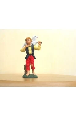 Figurina Presepe In Plastica (cm 10) Pastore Con Pecora Sulla Spalla