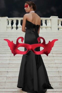 Maschera Rossa Da Diavolessa Elegante Soubrette