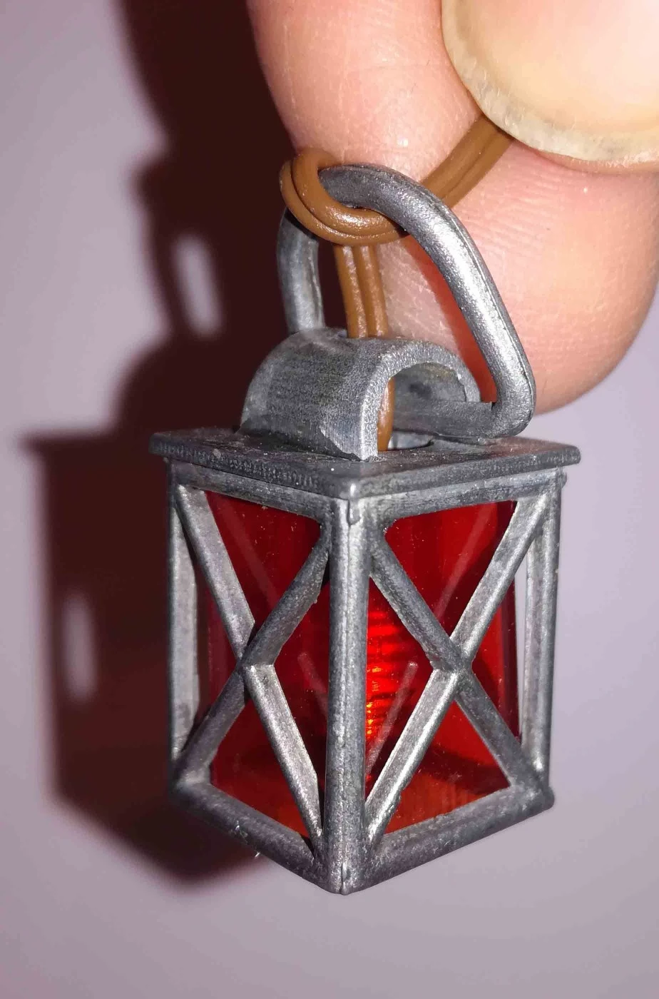 Pacchetto Di Sei Lanterne Rosse Lanternine Per Presepe O Diorami - immagine 2