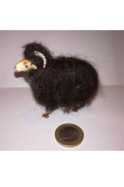 Statuina Del Presepe Caprone,montone Con Corna In Lana Vera Marrone